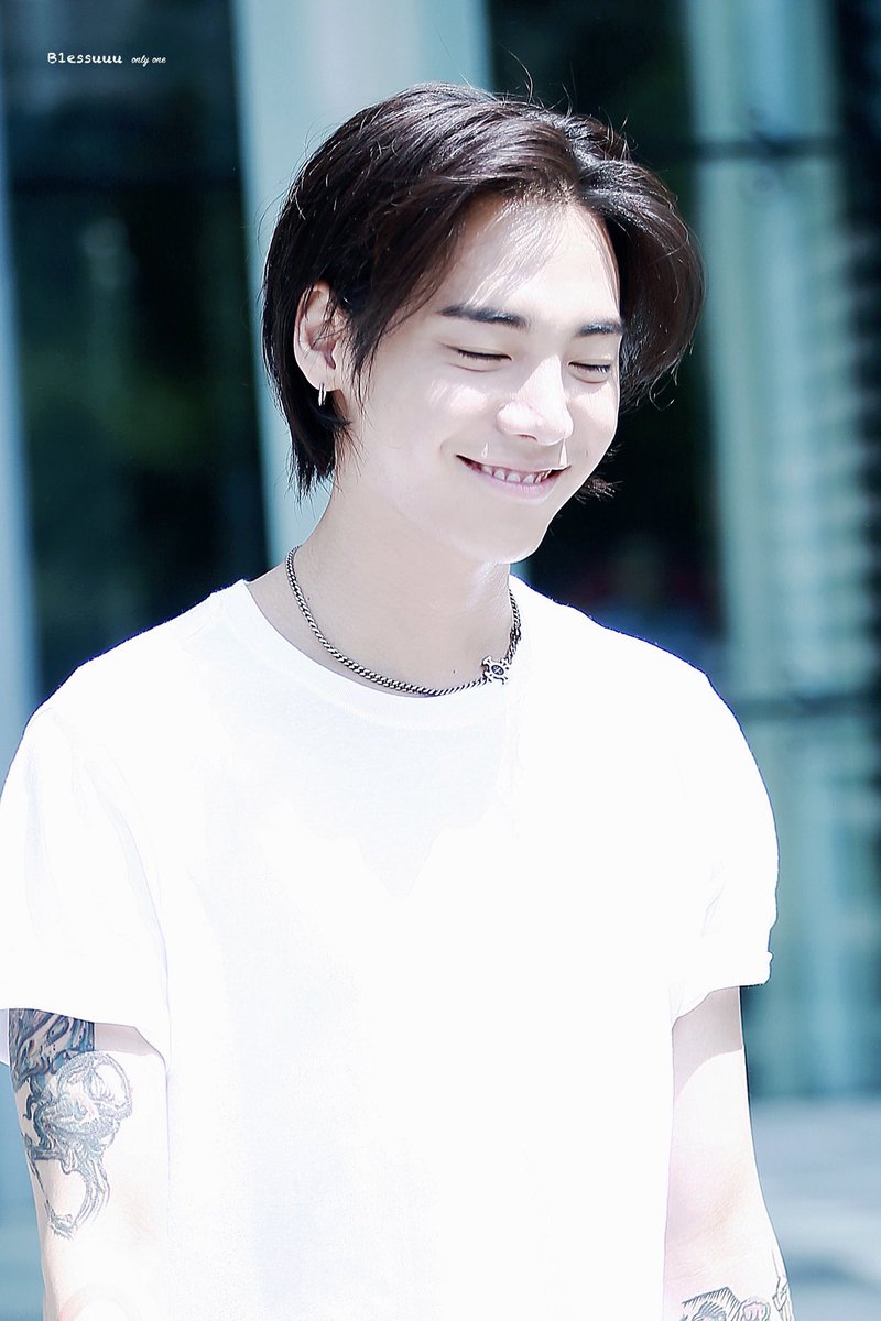 jaewonepics's tweet photo. i miss u https://t.co/pnyuXc830j