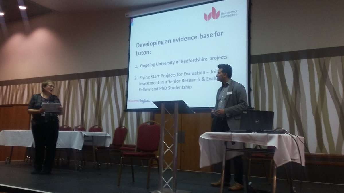 FS_Luton's tweet photo. Professor @gurchrandhawa from @uniofbeds leading us after lunch in the importance of #evaluation at #FSConf17 https://t.co/Ktff2MoYGY