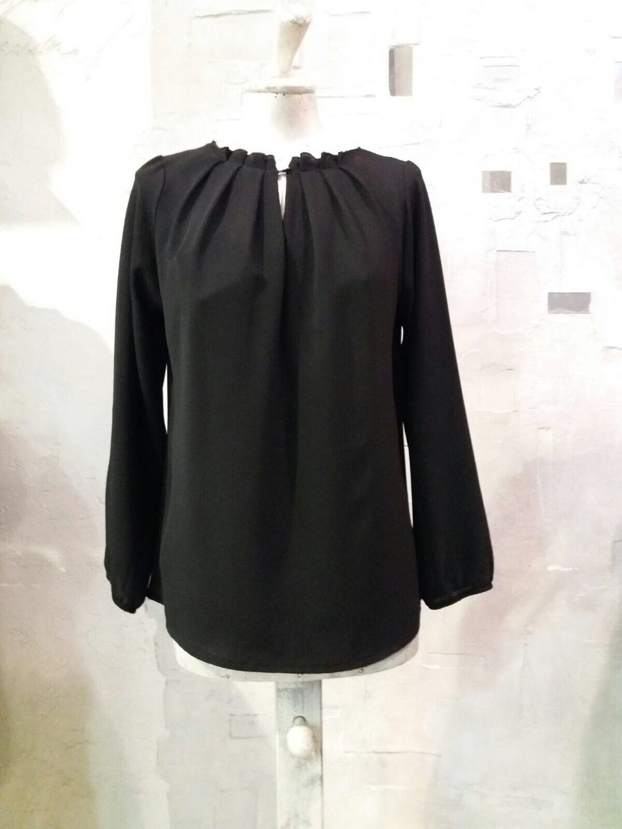 3gattoni's tweet photo. Prezzi pazzi €29 https://t.co/6ysBx8XaWd