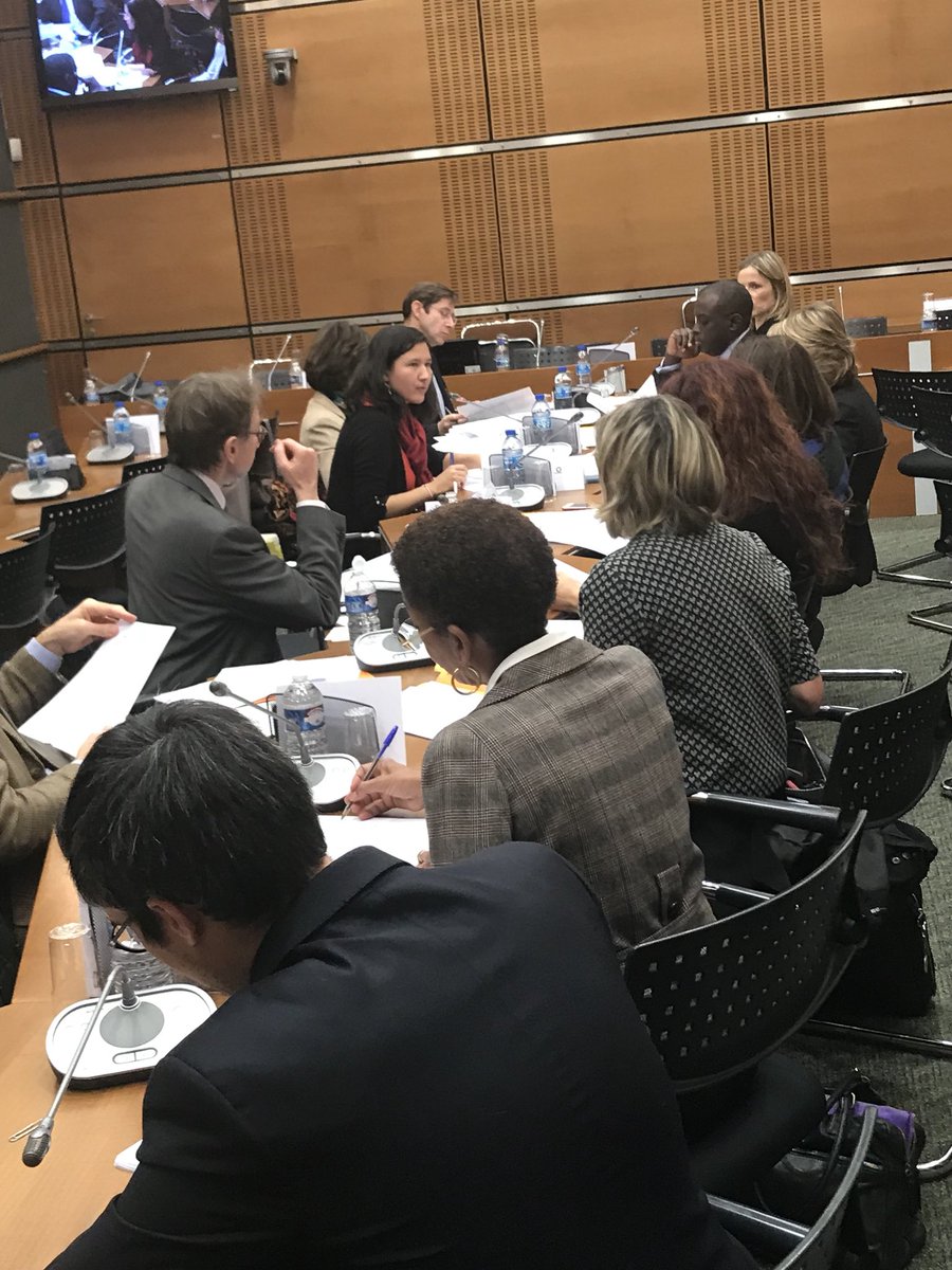 odelphine's tweet photo. #ReformeAN: Merci aux nombreux citoyens qui ont envoyé leurs contributions à notre groupe de travail, et qui vont dans le sens de ses propositions vers plus d'accessibilité et d'ouverture de l'assemblée à la société https://t.co/dxhjhu6ZFB