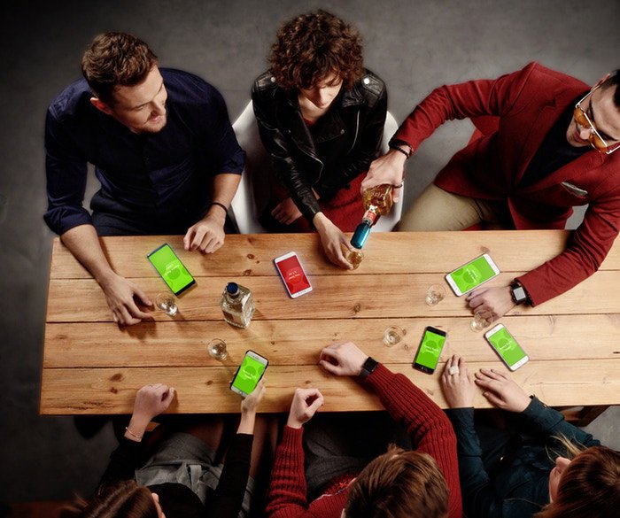 SmartPourer's tweet photo. The SmartPourer app contains drinking games and quizzes that will liven up your party. One of our favorite is "Russian Roulette". Don't forget we're live on Kickstarter right now 😎
#smartpourer #kickstarter #russianroulette https://t.co/fZxMWGuV47