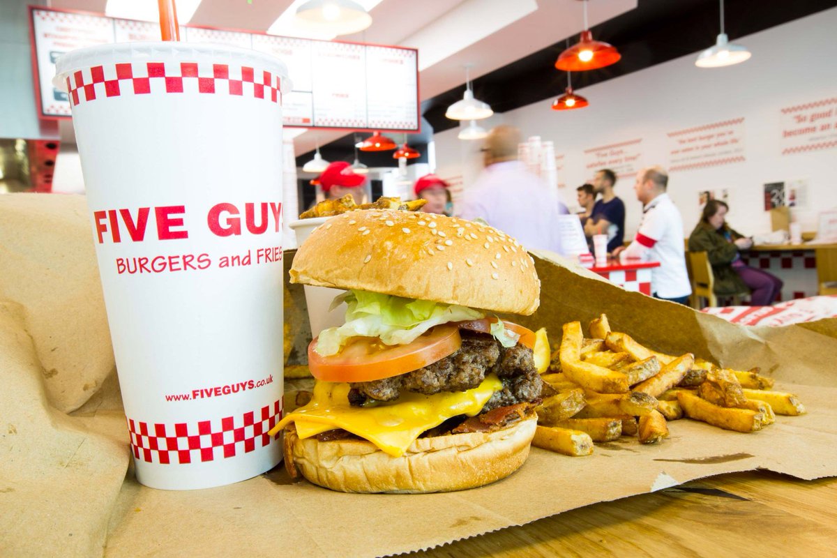 CDGLeisure's tweet photo. #CDGDoneDeal 127 King’s Road, lease assignment to @FiveGuysUK. Congratulations to our Leisure Consultant David Kornbluth #Restaurant #Property #London #Burgers #Fries #Jointhejourney https://t.co/LZbpfcdT5O