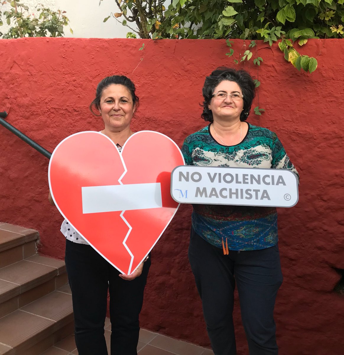 #Málagalate #Arenaslate #sumaylate Arenas contra la violencia de género