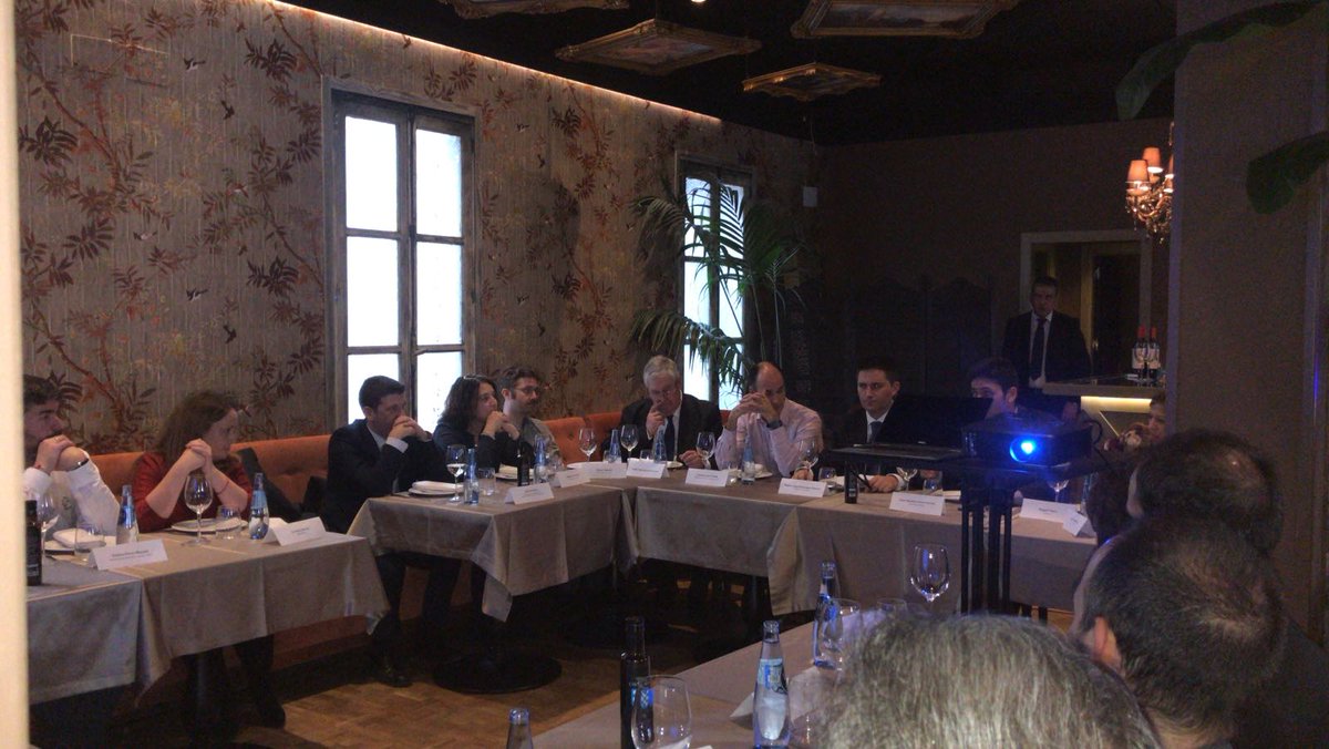 CAPELLROSA's tweet photo. Comenzamos el almuerzo con ASTIC "Soluciones Cloud-Open Source en la transformación digital de las AAPP" de la mano de Bilbomática, Magnolia y Alfresco https://t.co/IpZ4cIIjb1