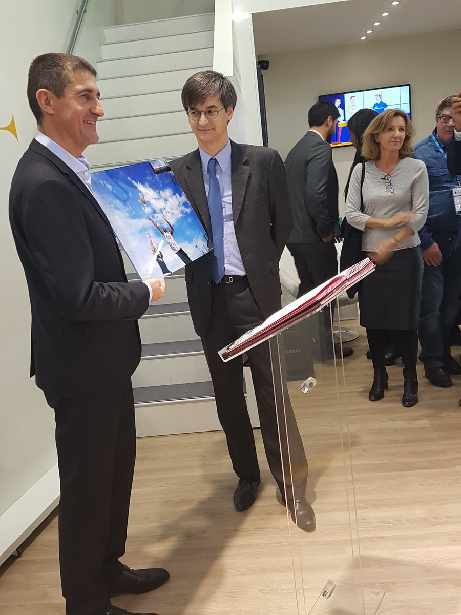 Jennifer Dos Santos tweet media