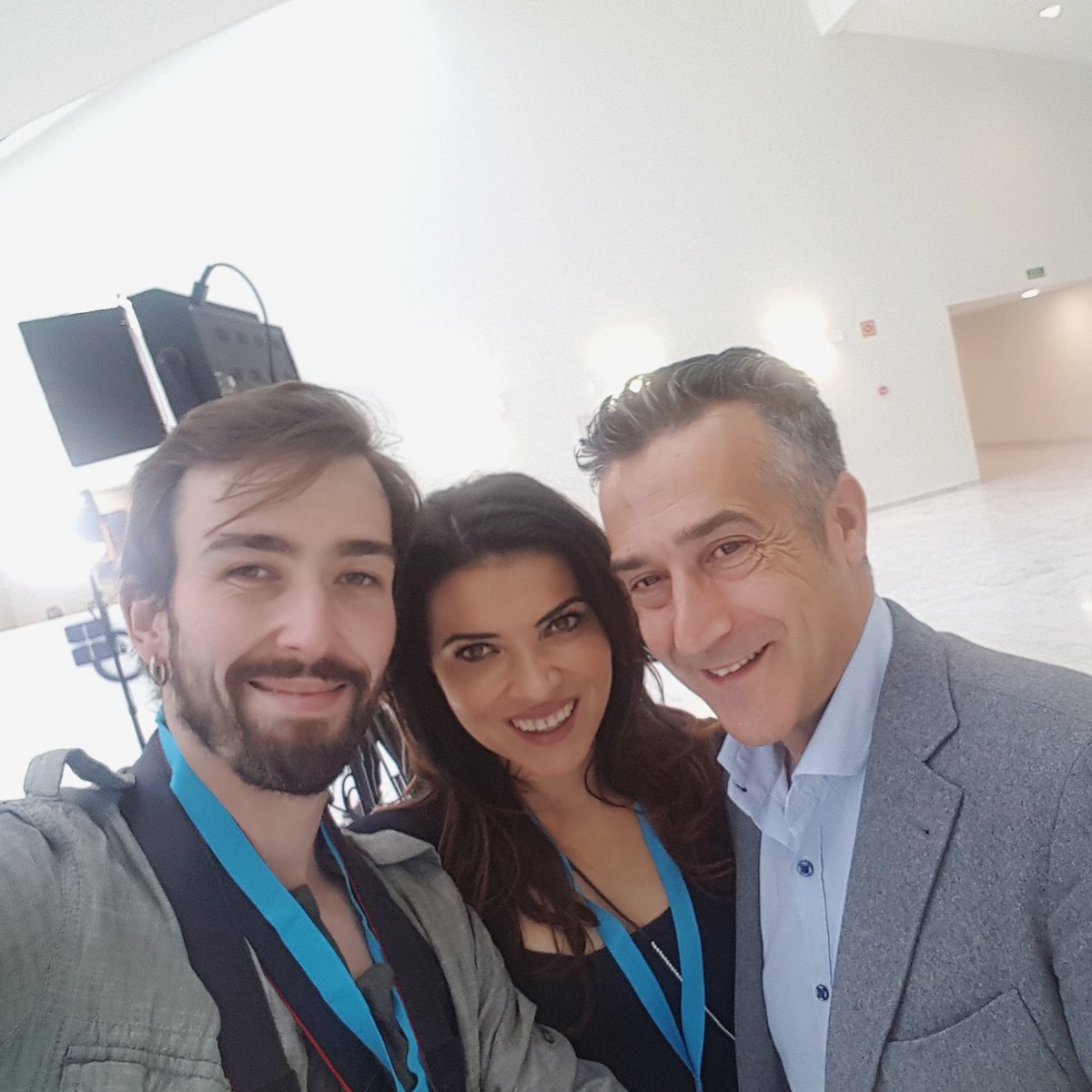 rmendanya's tweet photo. Grabando especial de @Notqdes_tv #NotqdesSinEmpleo con motivo
del #Foco1 #ObjetivoEmpleo organizado por #Empleoviedo y @aytoviedo.
Con @servilleta y @PGTob.
Un placer escucharles 👏👏 https://t.co/8Z2Cf742NZ