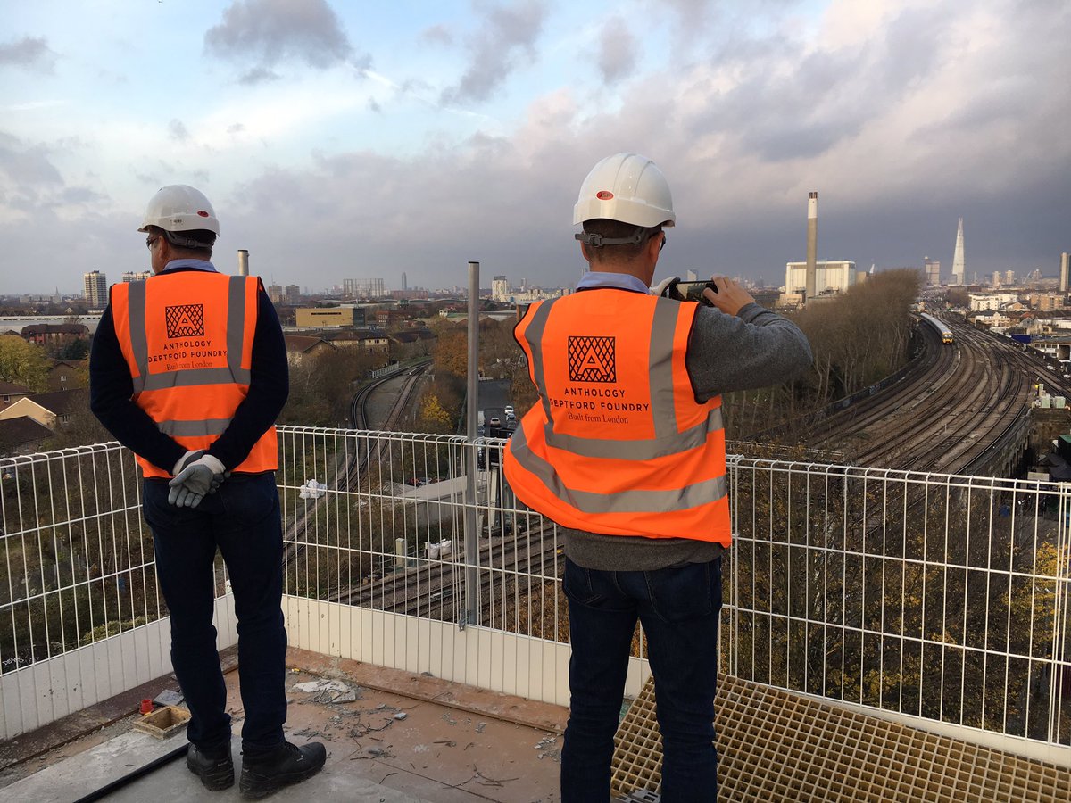 ben_allen83's tweet photo. @AnthologyLondon directors visited #DeptfordFoundry this morning - @Bangs1Steve @anthologyMD admiring stunning views of #London and #shard from Cobalt Tower #newhomes #deptford #lewisham https://t.co/fhSdsNAPII