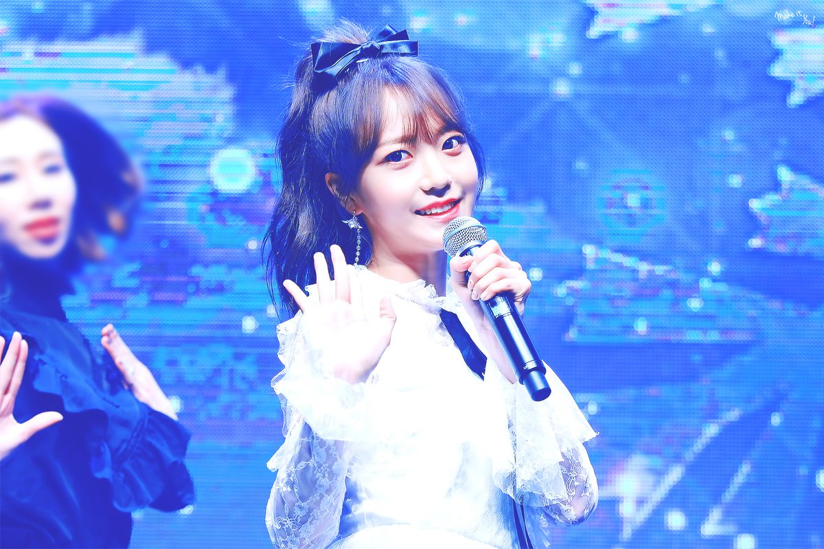 MakeitYOU__'s tweet photo. 171108 데뷔 쇼케이스
소희 데뷔했어요

#뮤직웍스 #김소희 #소희 https://t.co/lh6FwC4Xi7