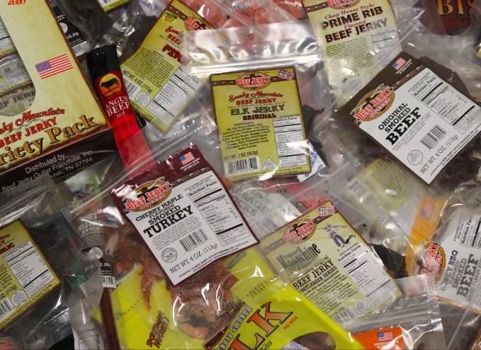 beefjerkyexp's tweet photo. Day 99 featuring our turkey in honor of Thanksgiving this week! Here is a sneak peak of our Day 100 post! #100daysofjerky #day99 #turkey https://t.co/8c2LkxswiL
