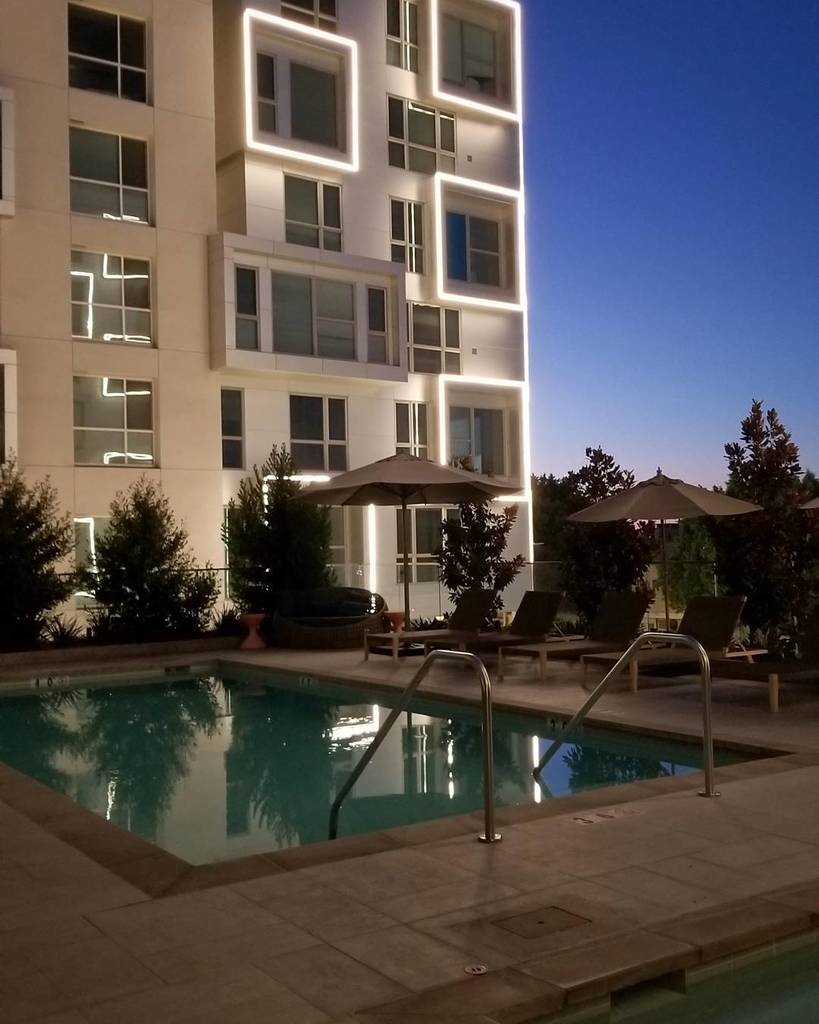 wrenapartments's tweet photo. Good morning DTLA! Love that early AM sun.
Stop by for a personal tour. (844) 804-4880. https://t.co/mgLWqH1EBx
#liveatwren #lovewhereyoulive#dtla #downtownla #losangeles #apartments #lovedogs #dogs #petfriendly #southpark https://t.co/1BGca7Hz20 https://t.co/6v5kHOjPtY