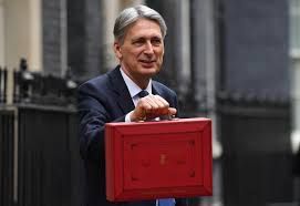 falbrosdotcom's tweet photo. Hammond's #Budget2017 latest re #housing: Long-term goal to build 300,000 new homes a year by the mid-2020s; £44bn in government support, including loan guarantees, to boost construction skills; 100% council tax premium on empty properties... https://t.co/XWizaz3Cim