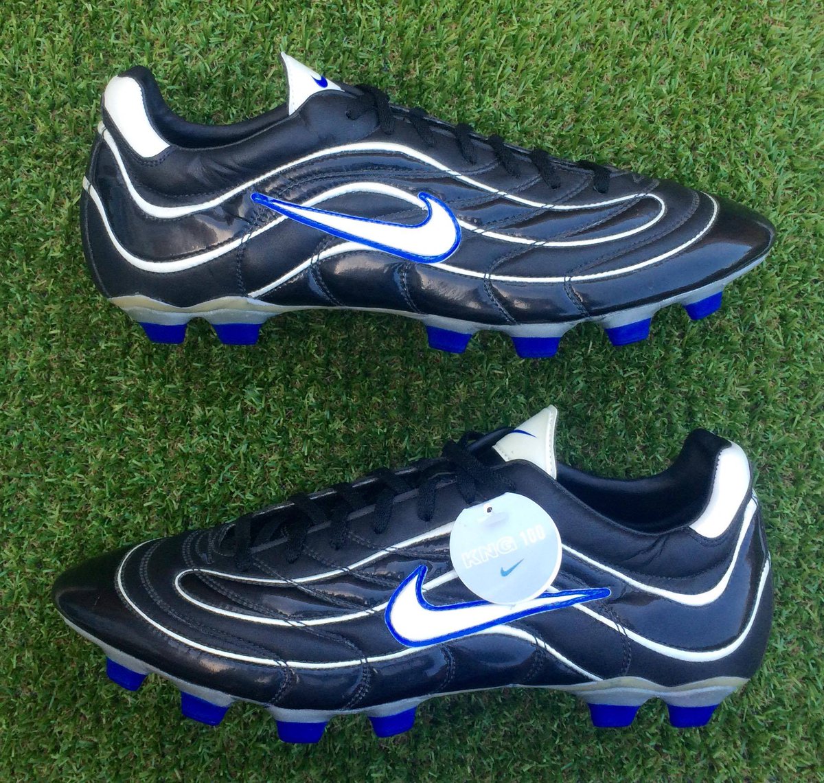 ProBootRoom's tweet image. Added 5 New Pairs to The Collection this week | 1998 Nike Mercurial R9 | Adidas Predator X CL | Adidas Adipure I | New Adidas Predator Absolion | Adidas F50.7 Tunit | More incoming...👌⚽️