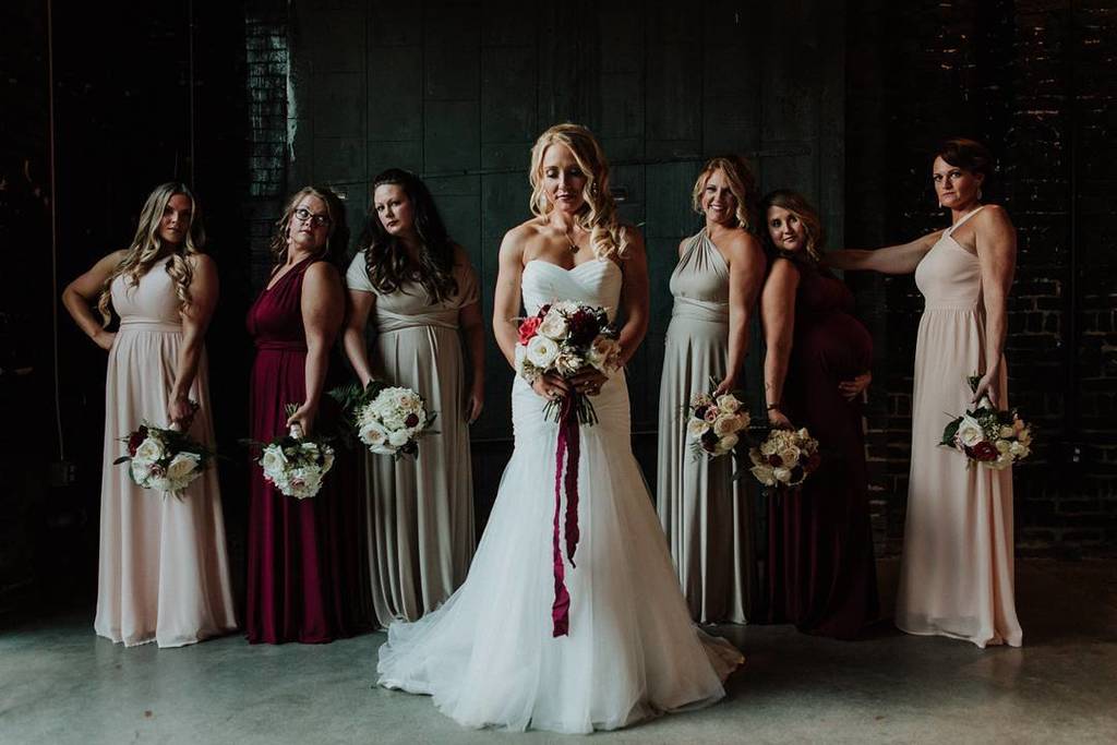 HalkettPhoto's tweet photo. Check out Ali &amp; Joe's amazing wedding at the incredible  Jackson Terminal.  Click on the link in my profile to view. 
@jacksonterminalevents @rsvpeventdesigns @​alloccasioncateringknox @foxgloveandheather @davidsbridal @lulus

#jacksonterminal #jacksonte… https://t.co/pY6tRhhCNb https://t.co/Yde8FdUfvO