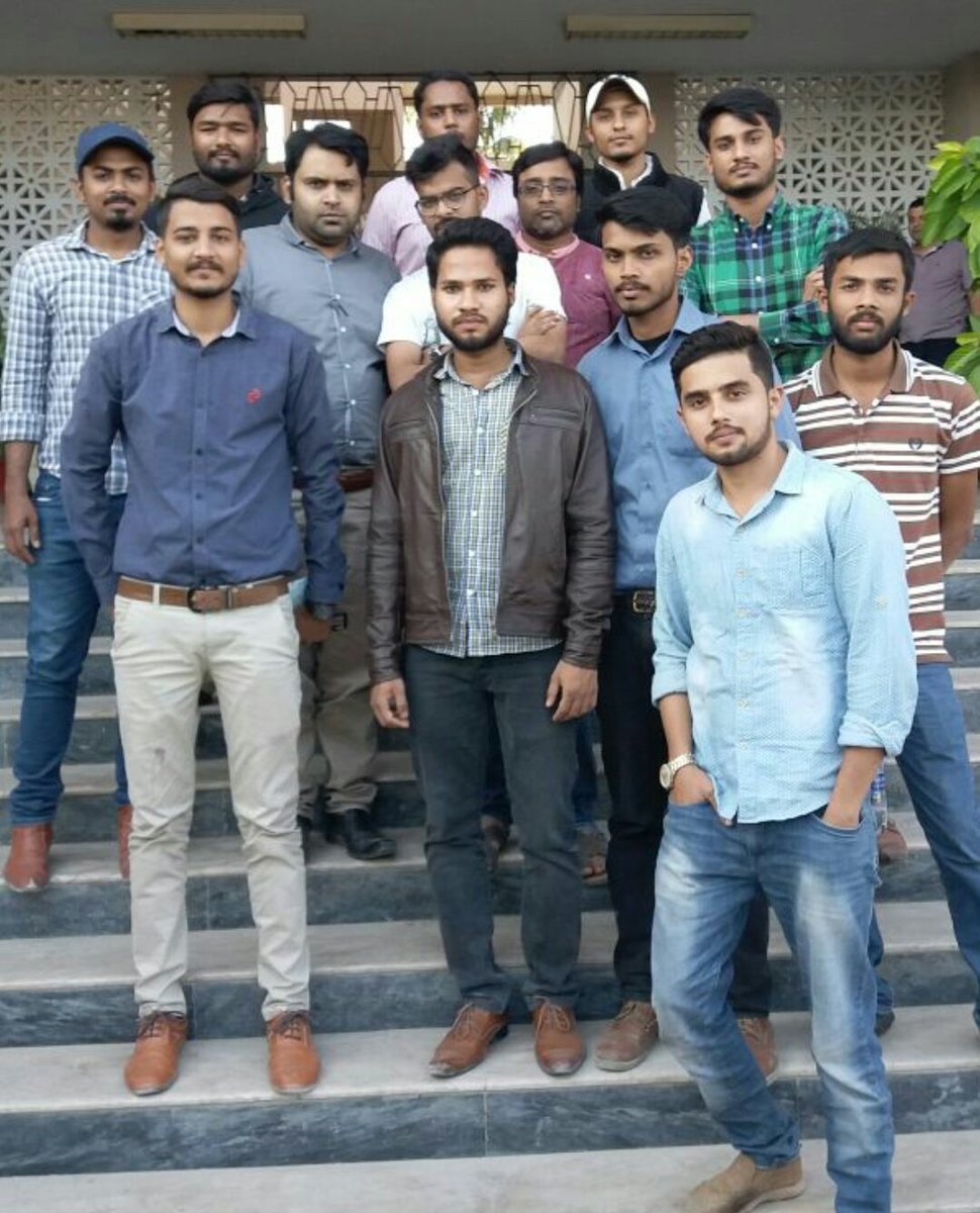 SaadShamsB's tweet photo. #SFP at #Aligh and #SSUET at Region A #PSP @AapKiRaay @WaseemsDesk @mrazaharoon @aasia_ishaque @atta_kurd @DoctorSagheer99 @shaikhzaid90 https://t.co/JvCui7PIIL