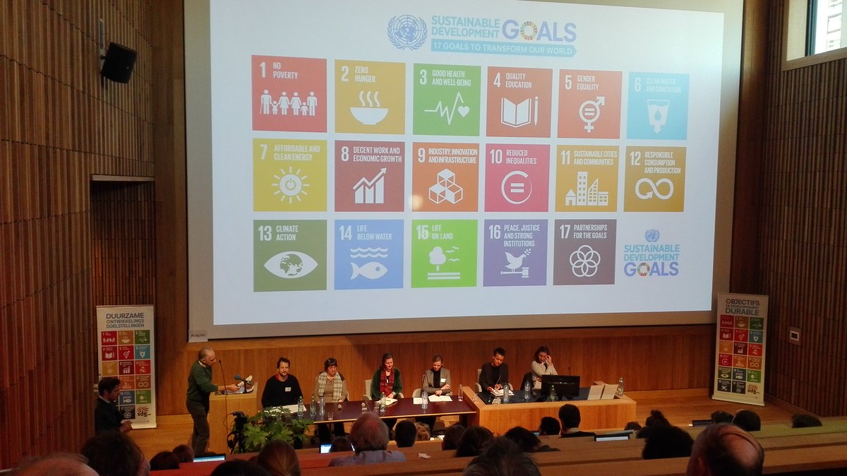 GeensKatrien's tweet photo. Wie maakt zich sterk voor Agenda 2030? Het middenveld. Straffe vrouwen en een man. #sdgsbe #perspective2030 https://t.co/Mq0w2vrL7z