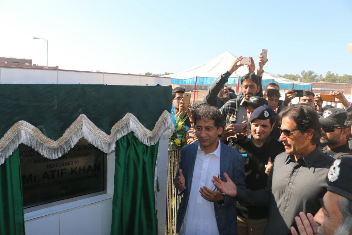 DrNausheenPTI's tweet photo. Newly built Police Lines & Traffic Management School in Kohat inaugurated by Chairman @ImranKhanPTI #KPPoliceReforms https://t.co/NZEbjAAayP