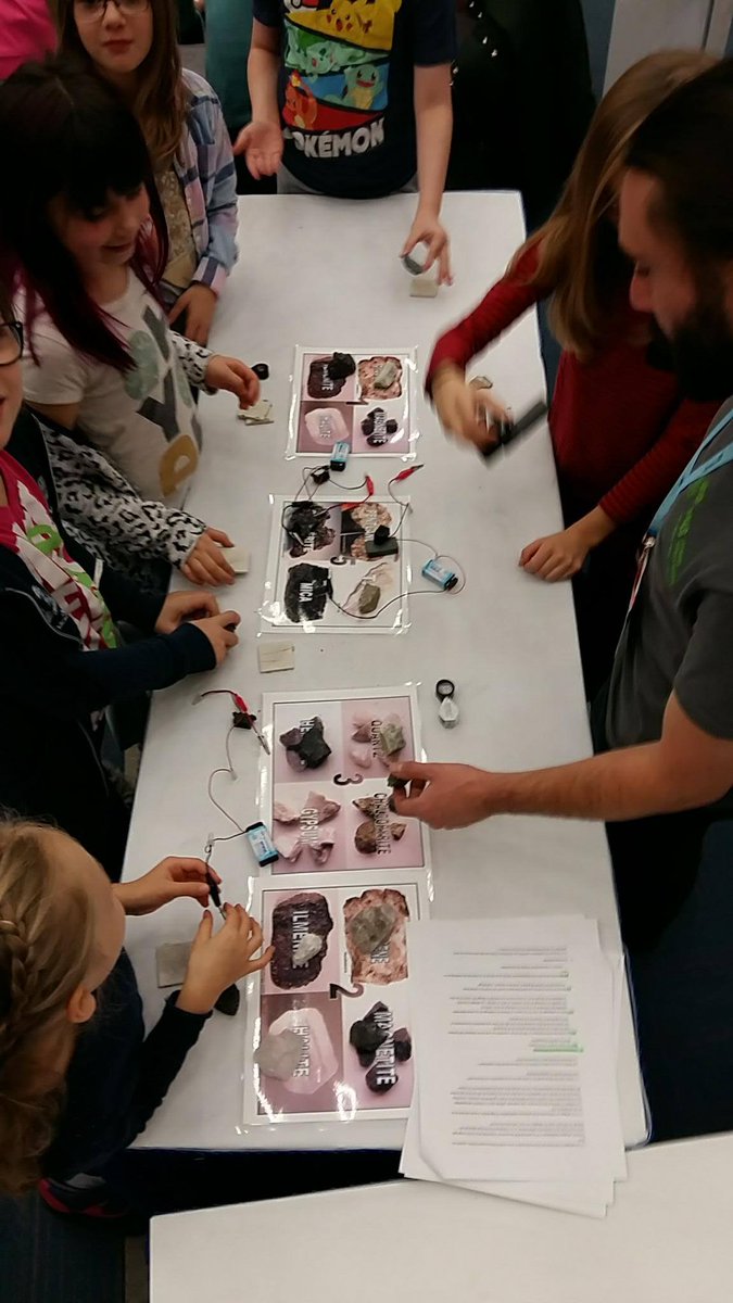 mmSchoolProgram's tweet image. Minéraux métalliques et Non-métalliques par l&apos;enquête des propriétés. #QuebecMine #M4S #metaux