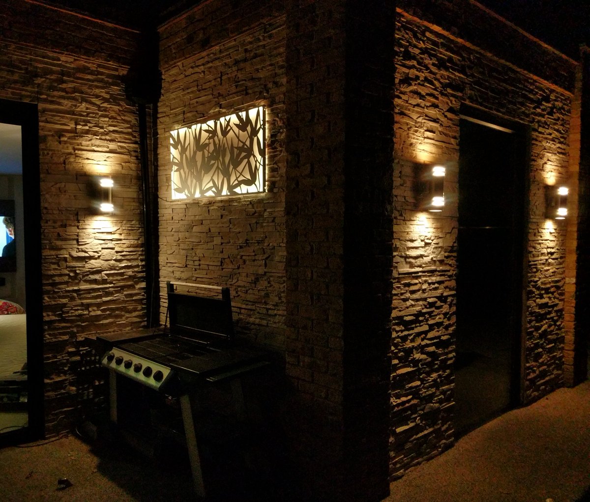 coredesignco_'s tweet photo. There are over 60,000 colour combinations to chose from with our LUX LED Kits! All controlled using our Touchscreen Joywheel Remotes! #Exteriordesign #lightingdesign https://t.co/xnBCHFfoN8