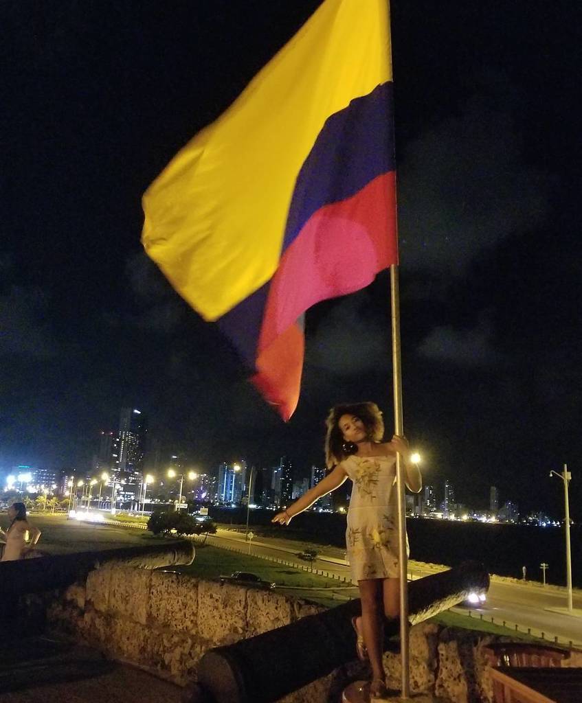 mjoi1584's tweet photo. Catching flights > Victoria's Secret/Sephora/Jordans anyday of the week
.
.
.
#toeachtheirown #experienceovermaterial #priorities #memoriesallaloneinthemoonlight #livefree #travel #explore #bearoundgoodcompany #loveothers #bekind #dontbeabystander #colombia #cartagena #caf… https://t.co/QbQi19eEJA