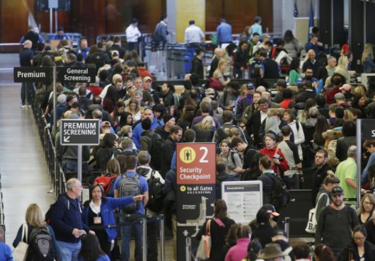 Plenty of airports desperately need updates but funds for those could be at risk skift.com/2017/11/17/new…