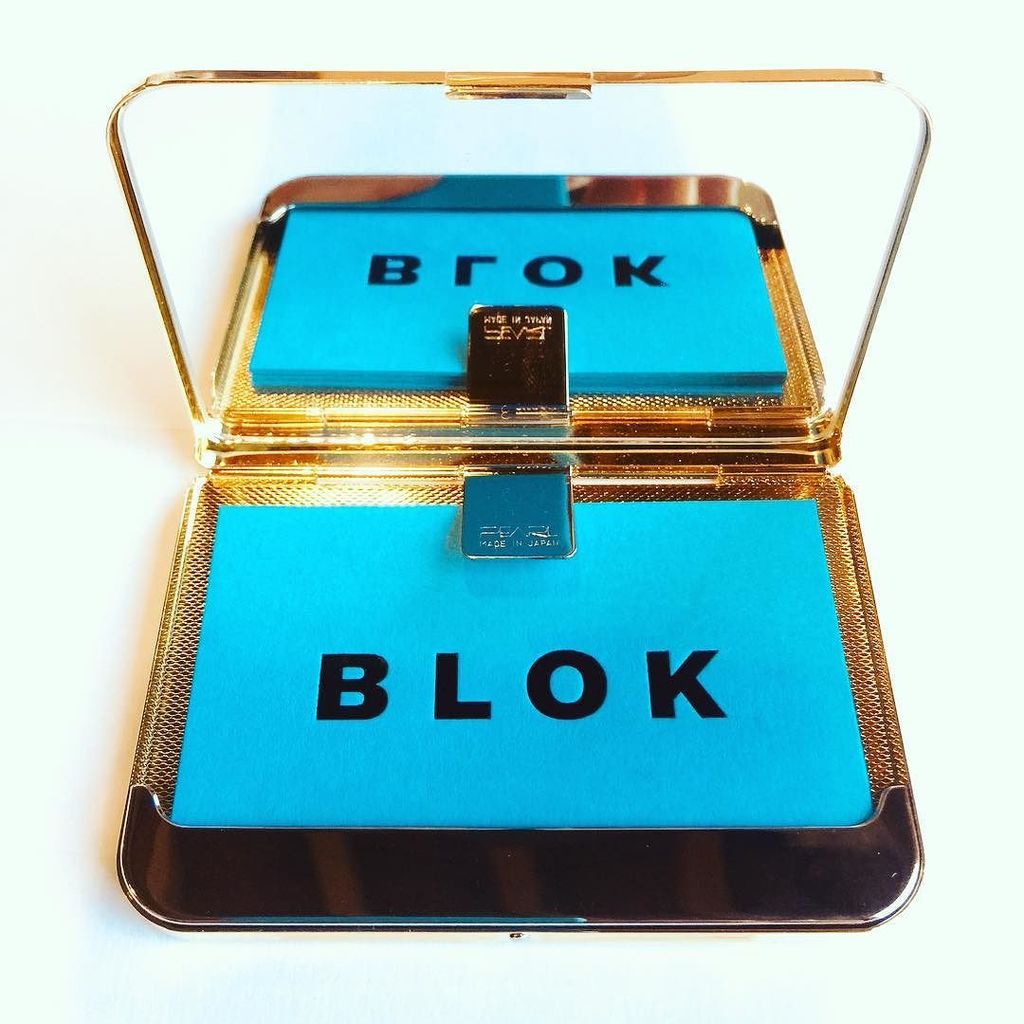 BLOKdesign's tweet photo. Freshly printed @blokdesign_ business card. @gfsmithpapers @colorplan_papers #foilblocking #businesscards #graphicdesign #typography #identity #artdirection #tabrizblue #japanesecardholder @choosingkeeping #reflection https://t.co/jFro6iQQFl https://t.co/X9bseXVEgd