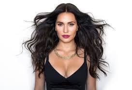 Polina Grace arrête au Bistro demain a 17:00.  Check her out!             polinagrace.com <a href="/RealPolinaGrace/">Your Dream Girl 🧜🏼‍♀️</a>