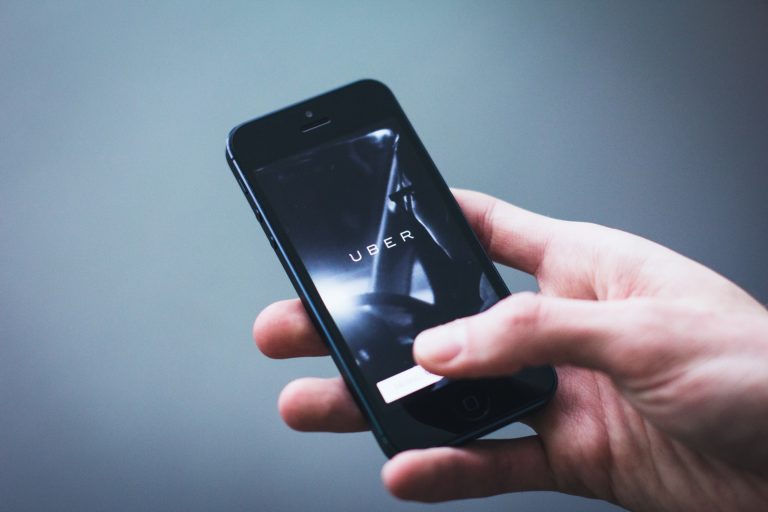 CanalTreceCO's tweet photo. Uber pagó a hackers para ocultar robo de información de 57 millones de personas. #Link #MundoHackerCO 
https://t.co/NjYAC0biqr https://t.co/DIfUYfXvof