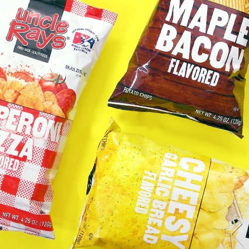 WorldwideCandy's tweet photo. Great flavoured potato chips made with love - Say hello to @UncleRaysWay in stock now in Maple bacon, Cheesey Garlic Bread and Pepperoni Pizza flavours #sheffieldissuper #americansnacks https://t.co/lC9OSsBFzm