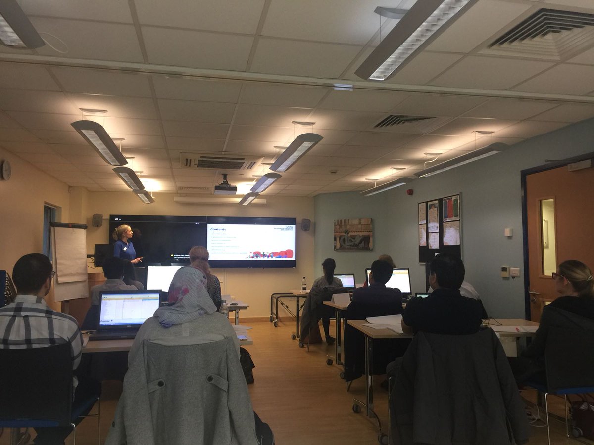 bch_neurophys's tweet image. @Bry_Carr1985 lecturing how long-term #eegmonitoring can help diagnose and differentiate between epileptic conditions in @PICU_BCH  and be used to tailor appropriate therapy