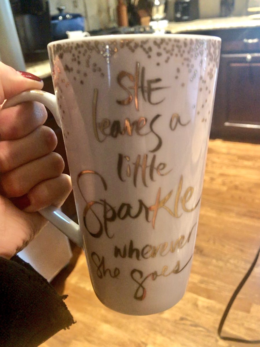 TheLucyEnright's tweet photo. It’s the little things that mom does to make visits home even better 🤗 #homeiswhereyourmomis https://t.co/V1tPpPXmJH