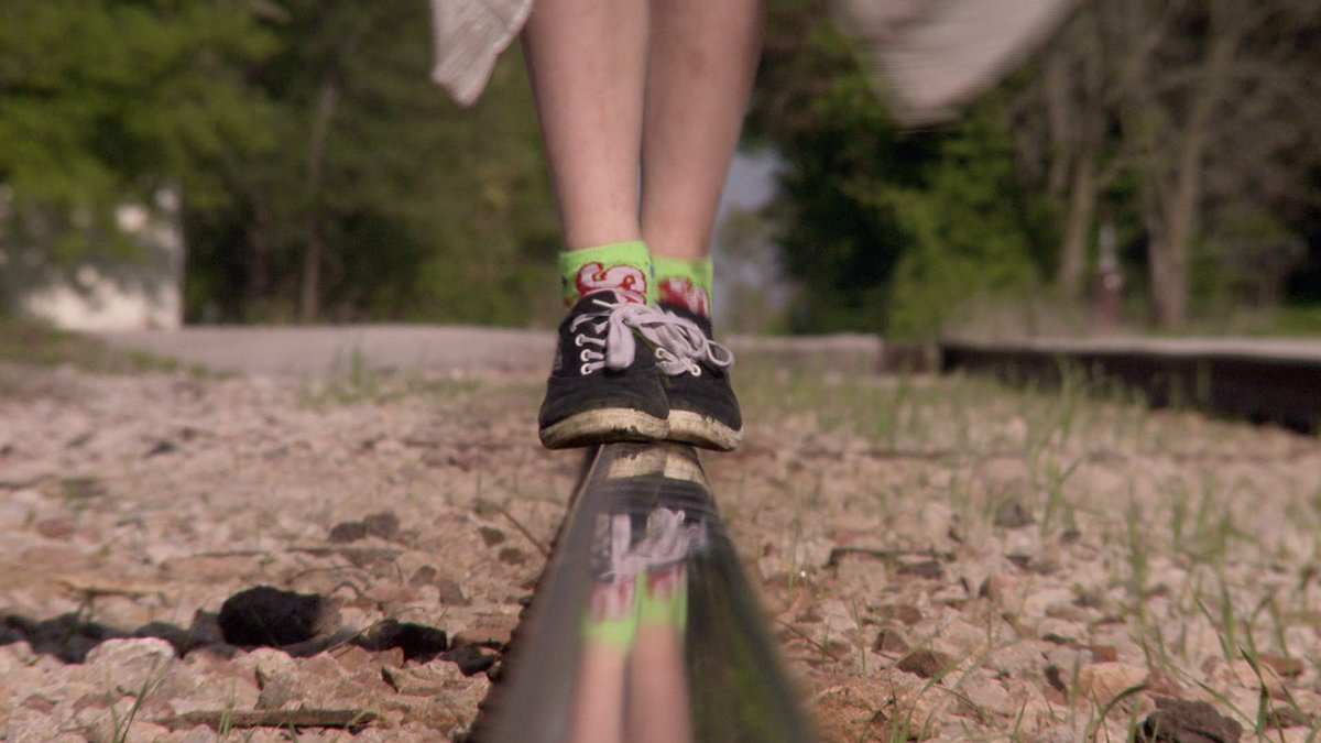 wttw's tweet image. 1 in 7 US children is poor. "When you’re born into this world, it’s very hard to realistically change your life" @frontlinepbs
interactive.wttw.com/playlist/2017/…