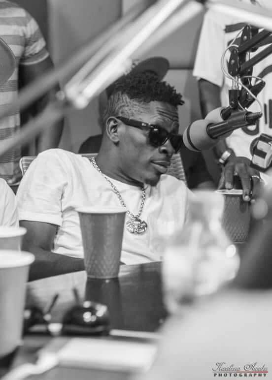 ShadrackAmonooC's tweet photo. THE EMPER👑R 🎤 🎶
@shattawalegh 

JUST #RETWEET IF YOU
BELIEVE IN HIS TALENT✌ https://t.co/E19CYpueLA