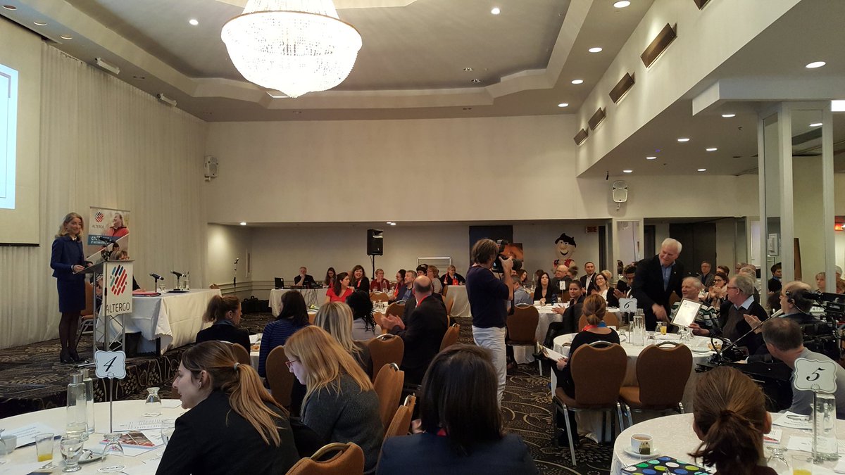AlterGo's tweet photo. L' assemblée annuelle des membres d'AlterGo se déroule aujourd'hui. Merci à tous les membres et les partenaires présents pour votre engagement envers l'#accessibilitéuniverselle! #VisezAU #AssembléeAlterGo https://t.co/XTcRYazq1q