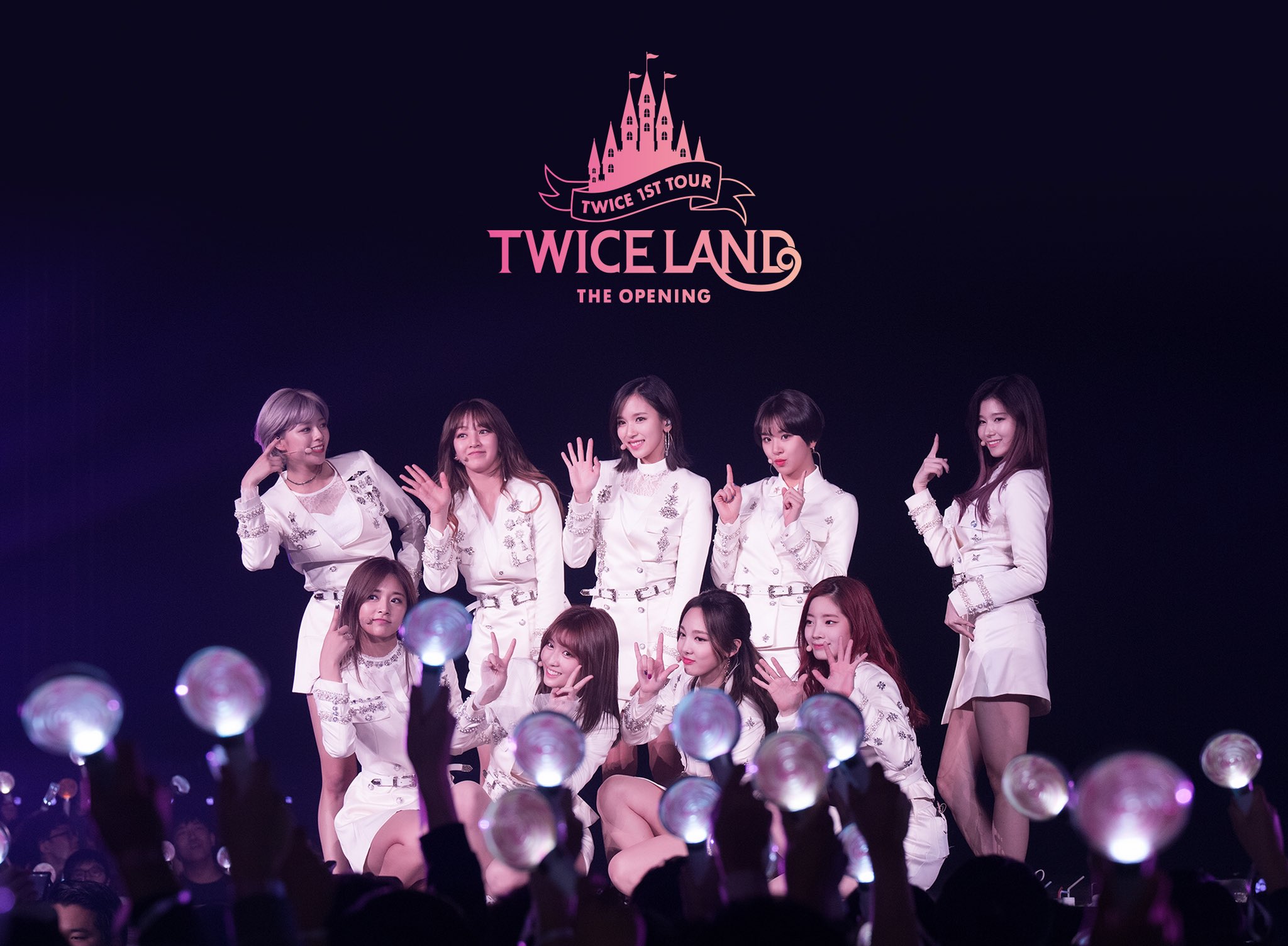 TWICE on X: 