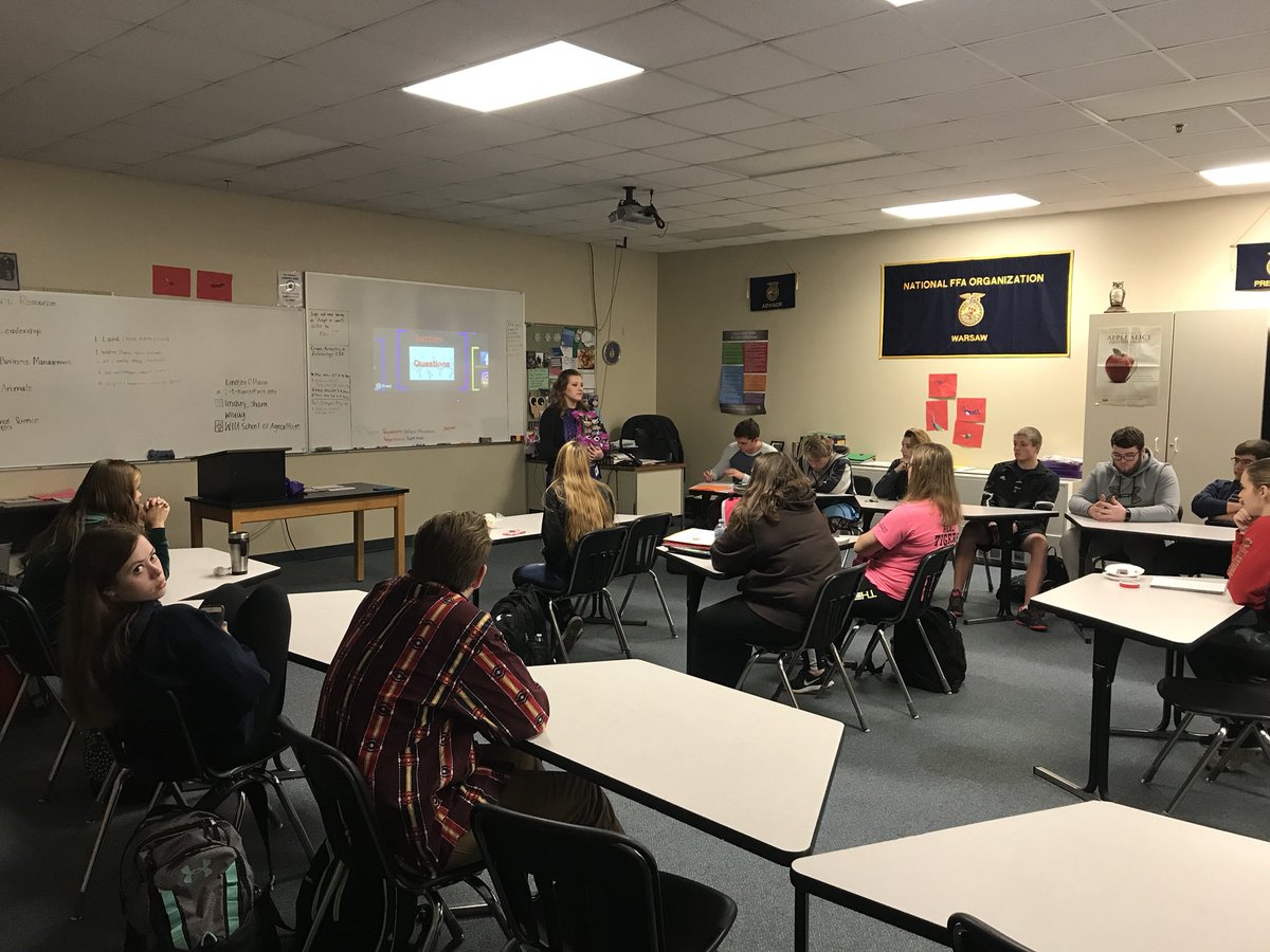 WarsawFFA's tweet photo. Welcome back @lindsey_ohara! Thank you for coming and talking to our ag classes about @WIU_CSP!! https://t.co/BcTaSxypPF