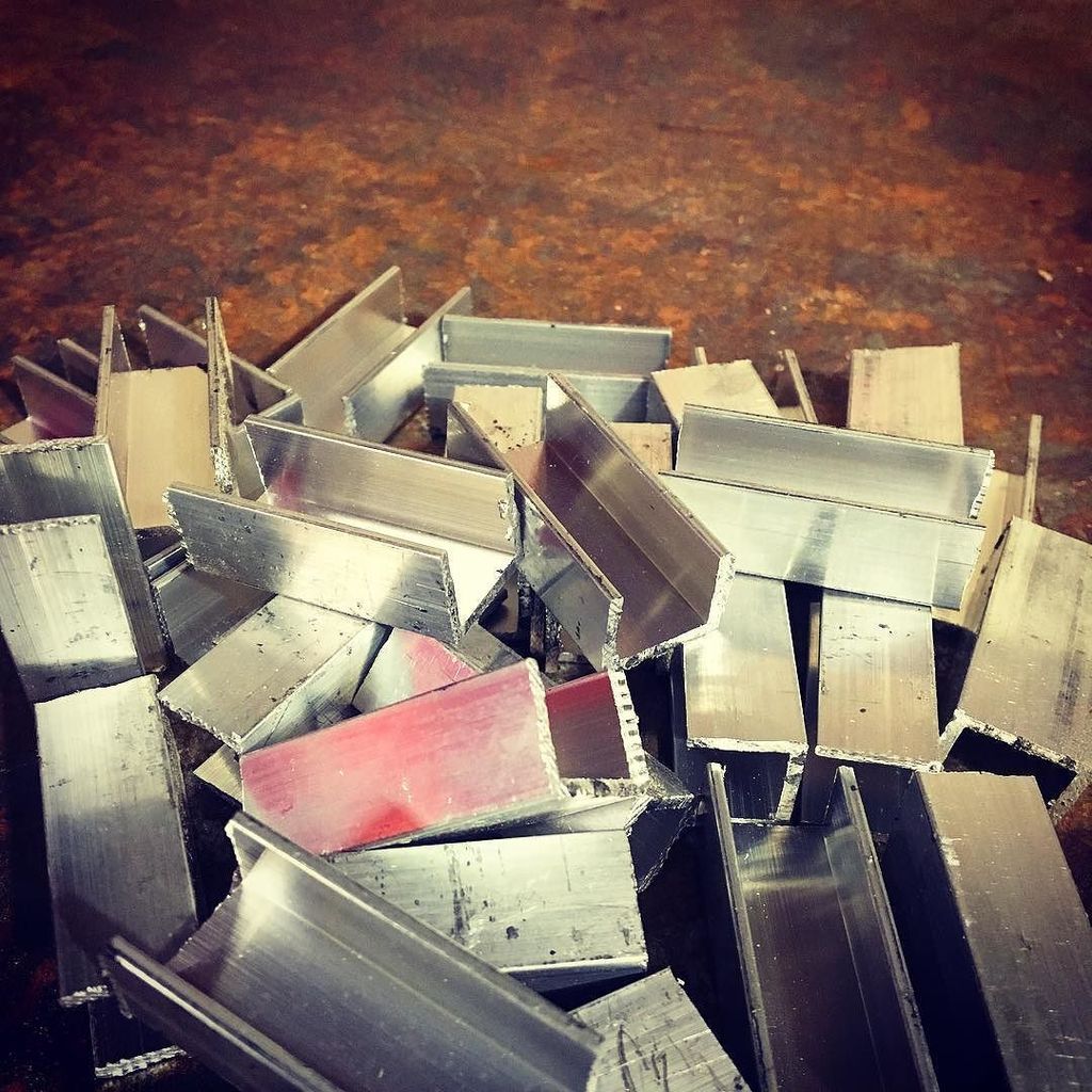 OBportland's tweet photo. Loads of #aluminum clips to connecting the #plywood walls to the #airstream for @thefirstcoast #making  #stories #together #makerspace #obportland #fasteners https://t.co/h8kRuCQMBV https://t.co/m9N6yYo25D