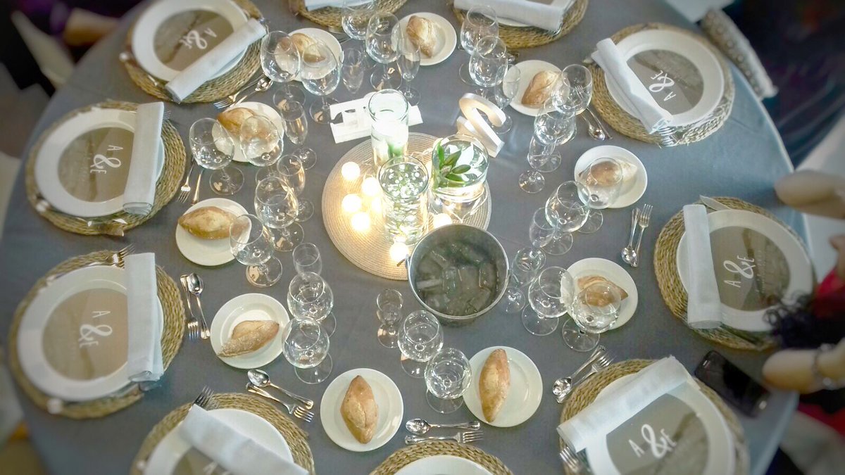 divinuscatering's tweet photo. Mesas que recuerdan a un dibujo mandala. #DivinusCatering #MandalaArt #Catering #Wedding #WeddingCatering #BodasGuipuzcoa #WeddindDay #JunebugWeddings #OutdorWedding #Gourmet #Ezkontza https://t.co/JIqy201LcD