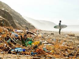 HugoSAS's tweet photo. Great to see the #SurfersAgainstSewage campaigning influencing the #Budget17 #Budget2017 on plastic pollution #PlasticFreeCoastlines @PhilipHammondUK @DefraGovUK https://t.co/8bgNM0OVCM