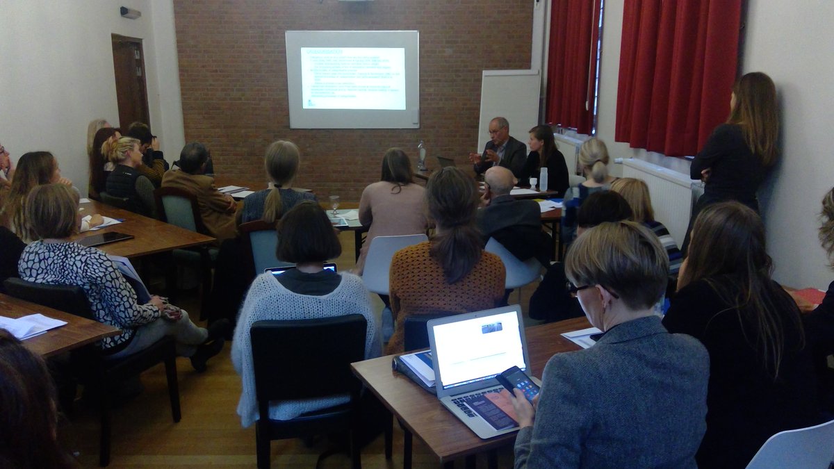 Ward_Peeters's tweet photo. A full house for @sslembro &amp; Mieke Vandenbroucke (#UGent), demonstrating how Belgium's marriage fraud investigations' “objective” outcomes depend on a complex “subjective” interplay of wider sociolinguistic conditions and situational-organisational contingencies #ALAPP2017 https://t.co/9nvxUaUa5H