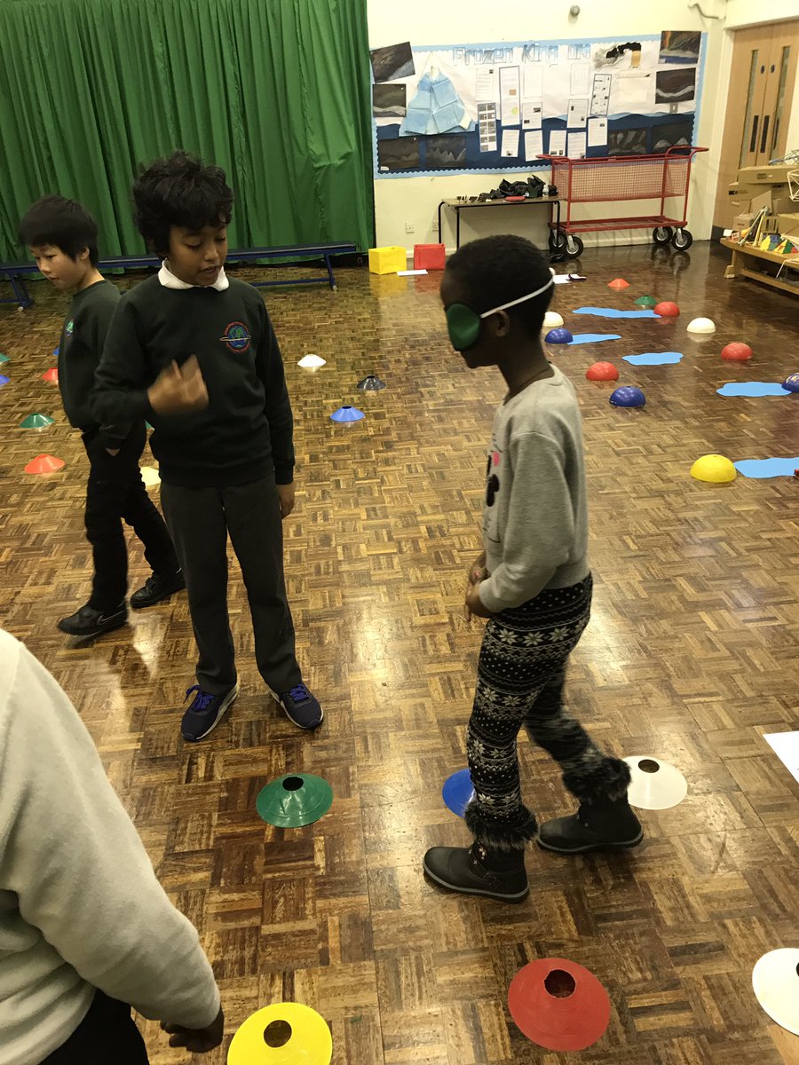 Miss_E_A_Knight's tweet photo. Great teamwork from #DosbarthDiamond today. We gave clear instructions and worked together for a successful outcome 😊👍🏽#teamwork #practicalliteracy https://t.co/JLSPzmo3d9