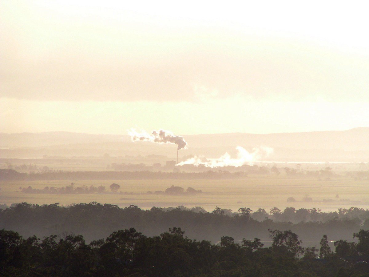EnviroMag's tweet photo. #pollutions #air @GRDF s'associe à la communauté de communes des pays du Mont-Blanc #CCPMB pour sensibiliser au chauffage au #gaznaturel https://t.co/c6zeJok7x1 via @EnviroMag https://t.co/vT3s0DaGF7