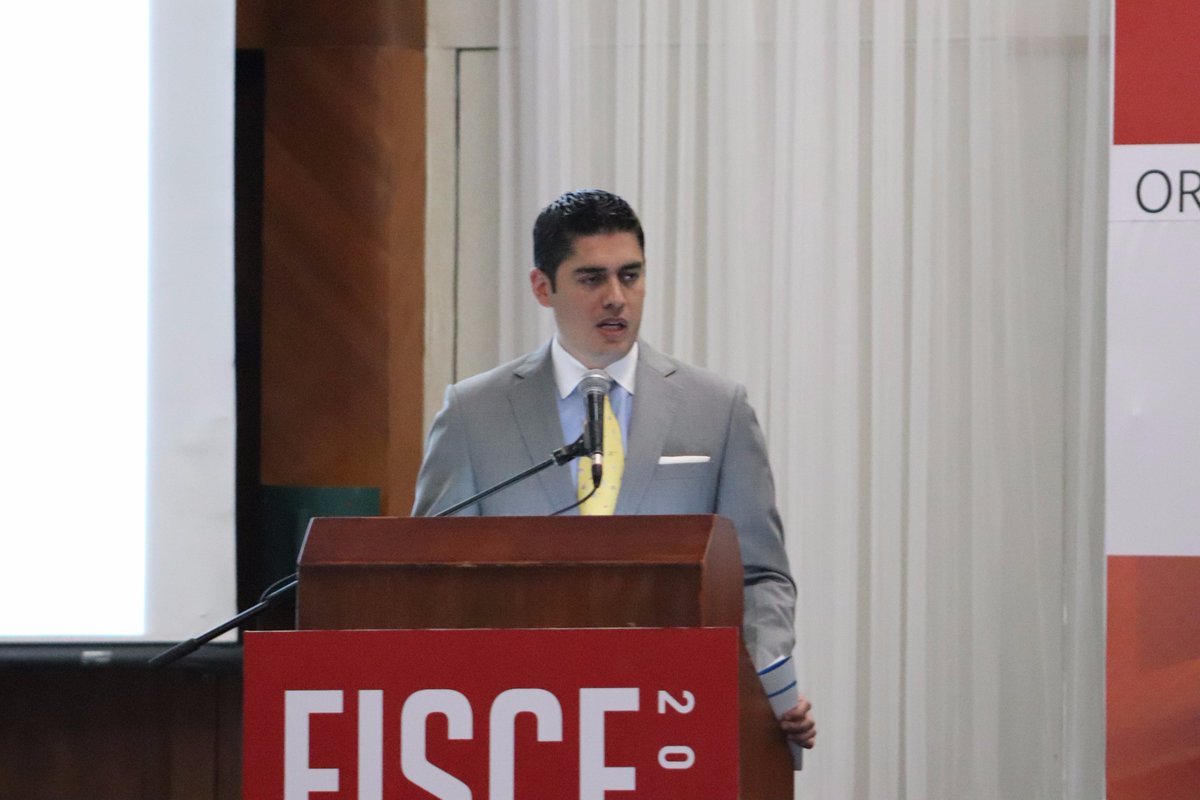 EISCE_ec's tweet photo. Gerente General de @CNT_EC @ASMorenoV2017 Hablando de El uso de las Tecnologías en la Seguridad Ciudadana. @CNTinforma https://t.co/7b9wwzSs5h