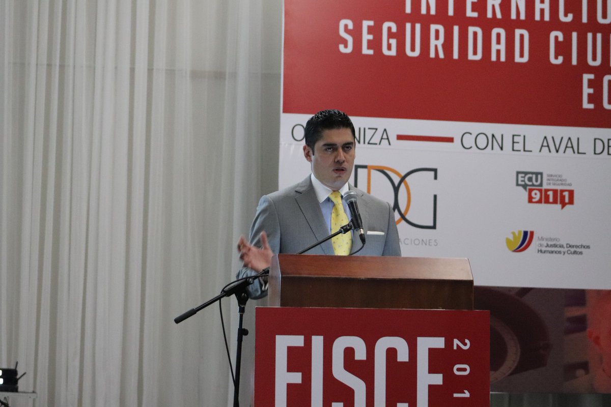 EISCE_ec's tweet photo. Gerente General de @CNT_EC @ASMorenoV2017 Hablando de El uso de las Tecnologías en la Seguridad Ciudadana. @CNTinforma https://t.co/7b9wwzSs5h