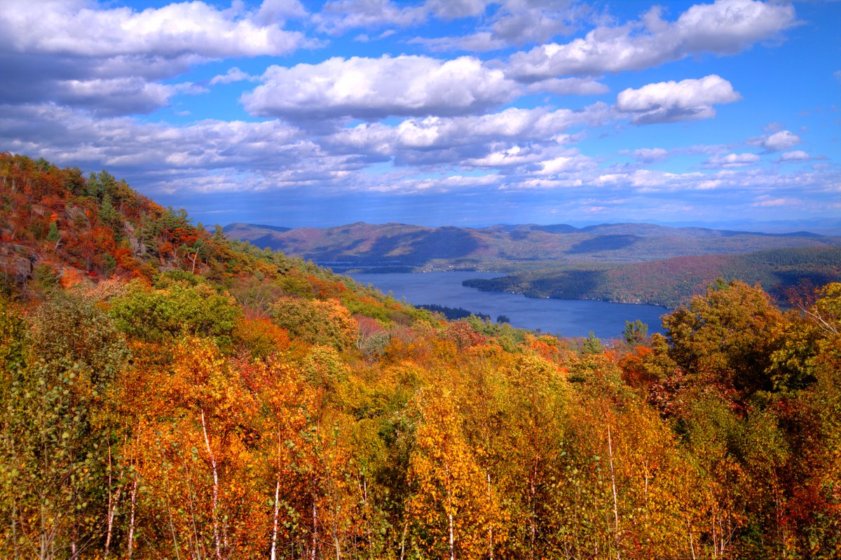 NYGovCuomo's tweet photo. Admission to all New York State parks is free on #BlackFriday. I urge New Yorkers to get outside and to take advantage of our world-class parks in every corner of this state. https://t.co/nYKpNMXLXp