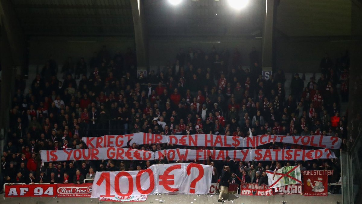 Deals Deals Deals (@giftidea01) on Twitter photo Bayern Munich fans banner to protest ticket prices during their game at Anderlecht tonight 🙌
Retweet if you think €100 is too much to be charging for a football match ⚽️ Bayern Munich fans banner to protest ticket prices during their game at Anderlecht tonight 🙌
Retweet if you think €100 is too much to be charging for a football match ⚽️