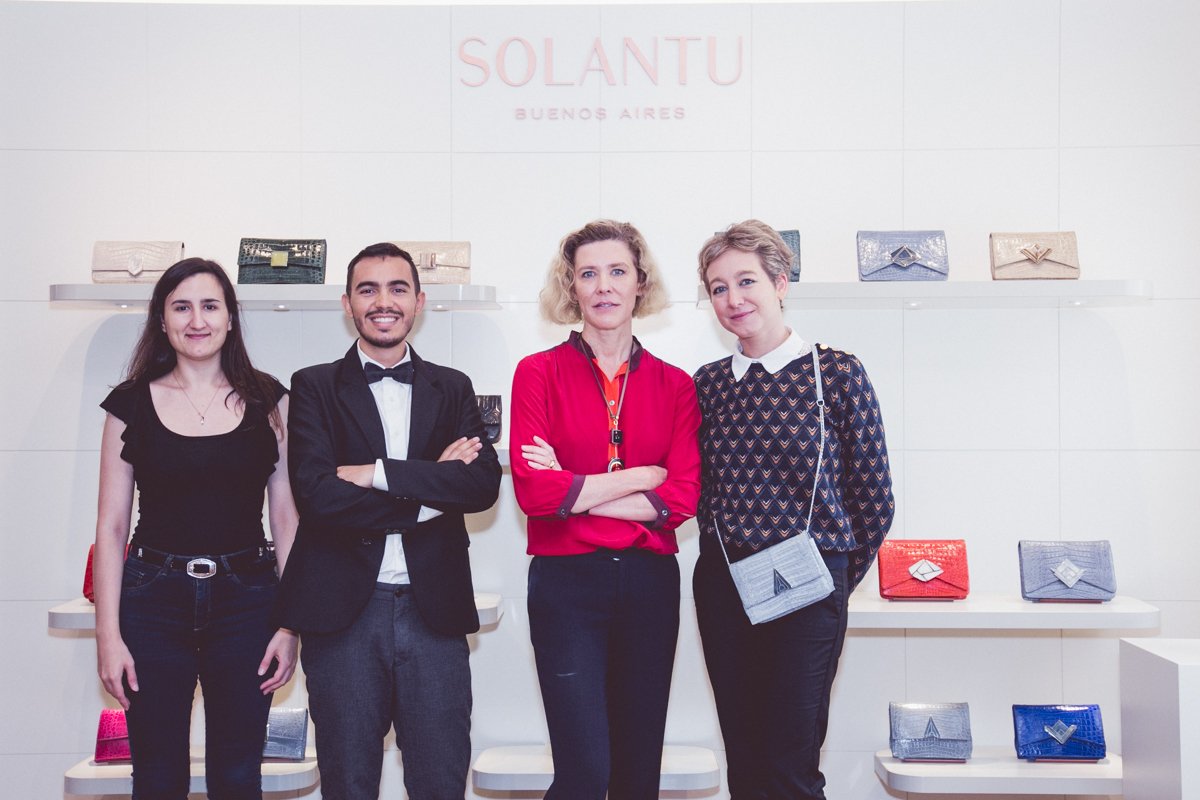 Insud_Arg's tweet photo. Nuestra marca de marroquinería de lujo #Solantu abrió las puertas de su boutique en #Recoleta, una de las zonas más exclusivas de #BuenosAires. https://t.co/MFJGbMmvzA cc. @infobae https://t.co/J05RnLKSTm