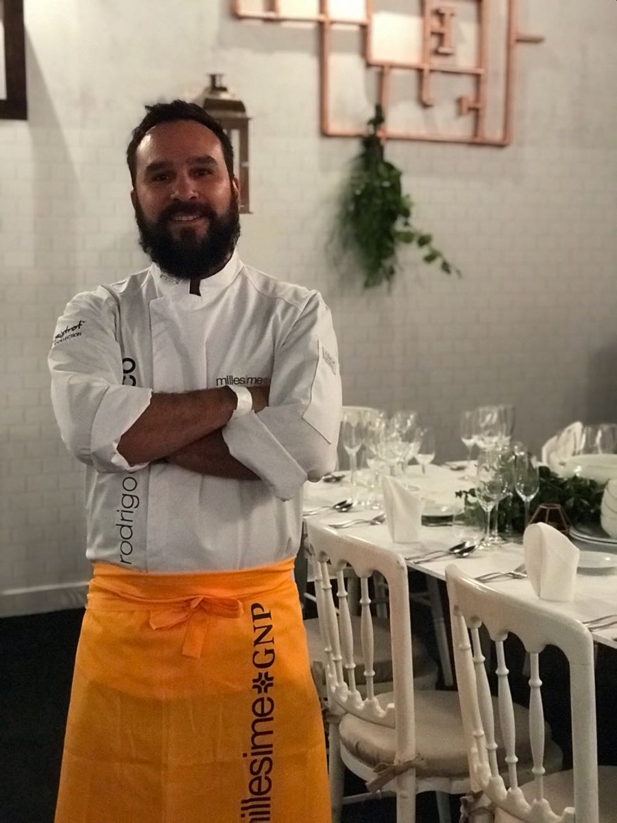 SelloMStudio's tweet photo. ¡Arrancando el primer día de @MillesimeMexico con @ChefRoCa de @BowieMX! #LenovoenMillesime #MillesimeGNP https://t.co/VoEqhsJ8kc