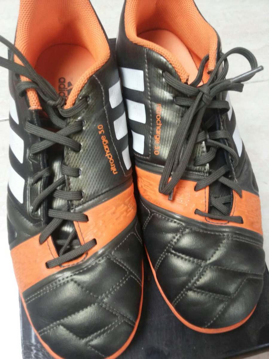 Anangk_'s tweet photo. - Sepatu Futsal -
π Adidas Nitrocharge 3.0
π° 500.000 (goyang dikit)
π‘ Original (second VGC 95%)
π Sz 42
π¦ With Box Original
π COD Sidoarjo/Sby
βοΈ WA/Line 08983634712
#MODALAWAY @Green_Nord27 @HC_Casuals https://t.co/uPU4JkDN7B