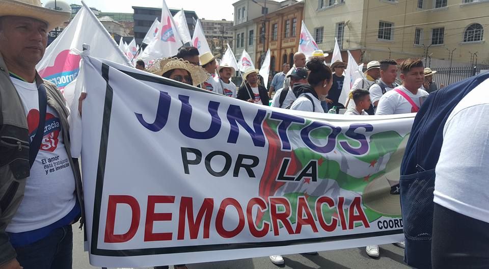 JxDemocracia's tweet photo. Tenemos derecho a una democracia justa y verdadera. Por eso apoyaremos a todo proyecto licito y diáfano. #Juntosporlademocracia  #Sialaconsultapopular https://t.co/9jJZDrr4nL