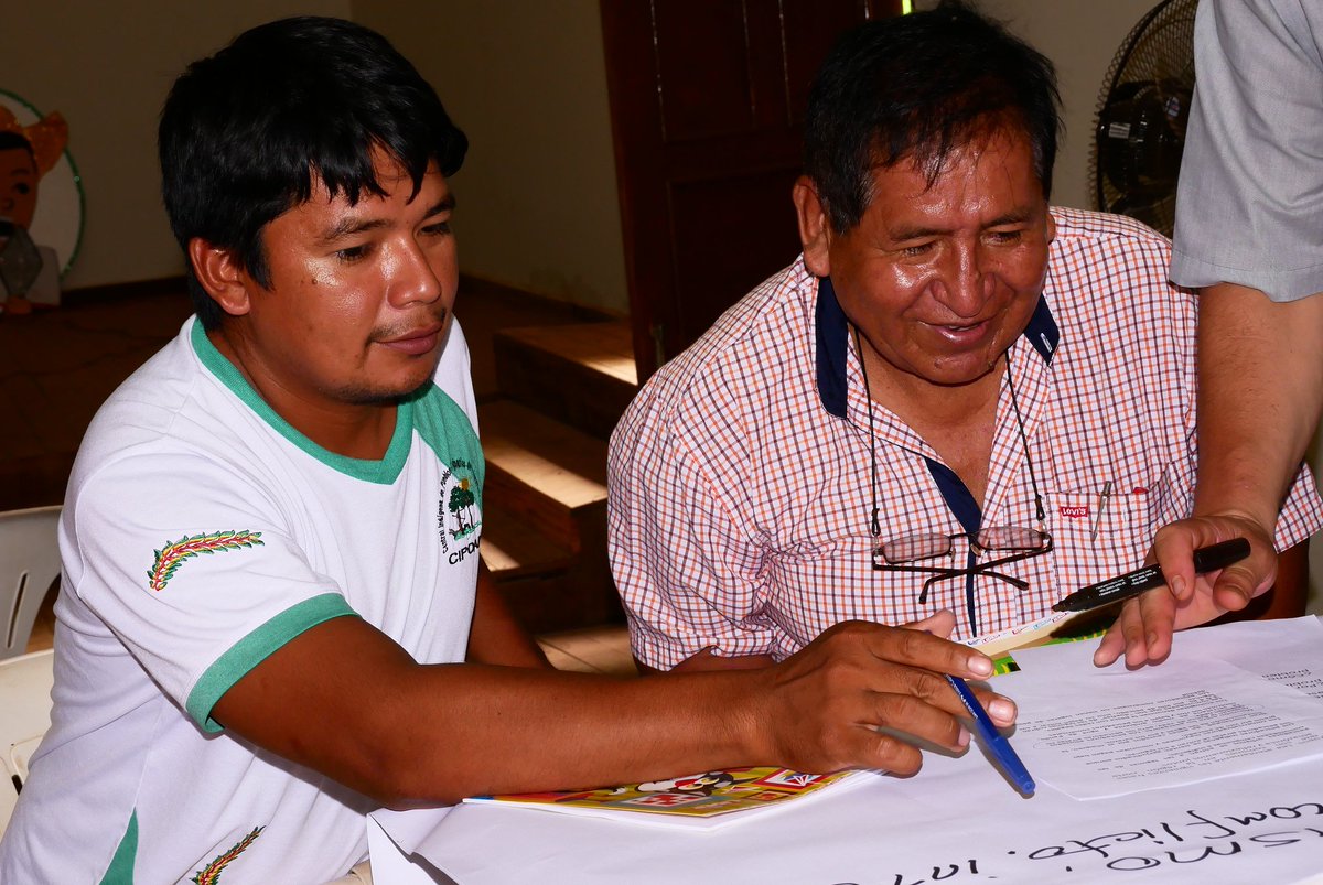 Peces_Vida's tweet photo. Actores clave del sector pesquero mejoran sus capacidades como líderes y líderesas. 
  FEUPECOPINAB @pecesparalavida
  @idrc_crdi @idrc_lac @canadainBolivia https://t.co/nCFQcx6mJA
